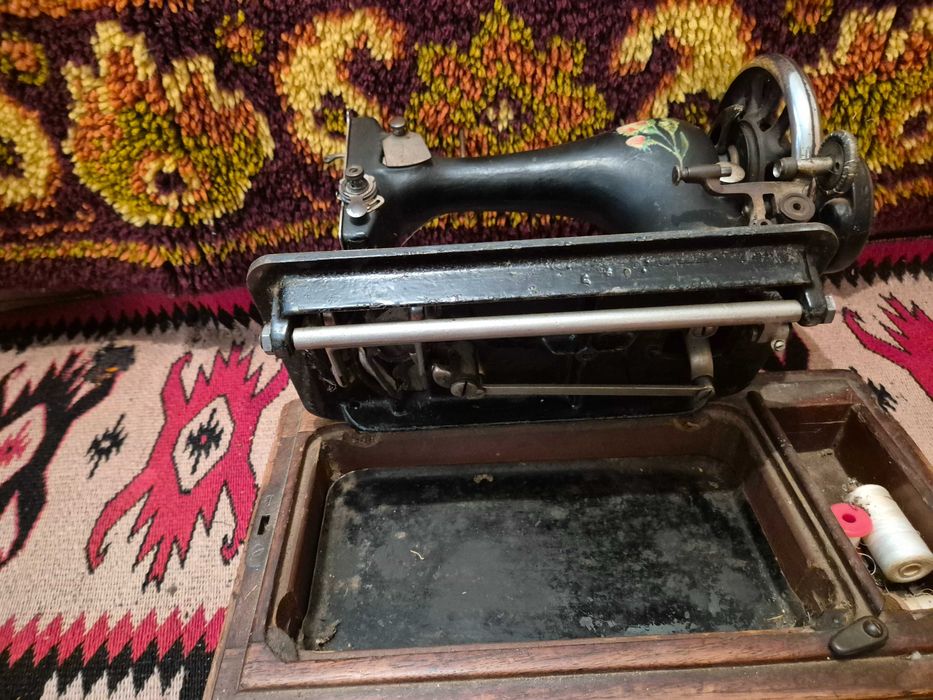 Стара шевна машина SINGER