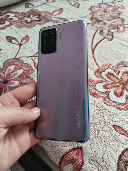 Телефон Oppo Reno5 Lite 128GB