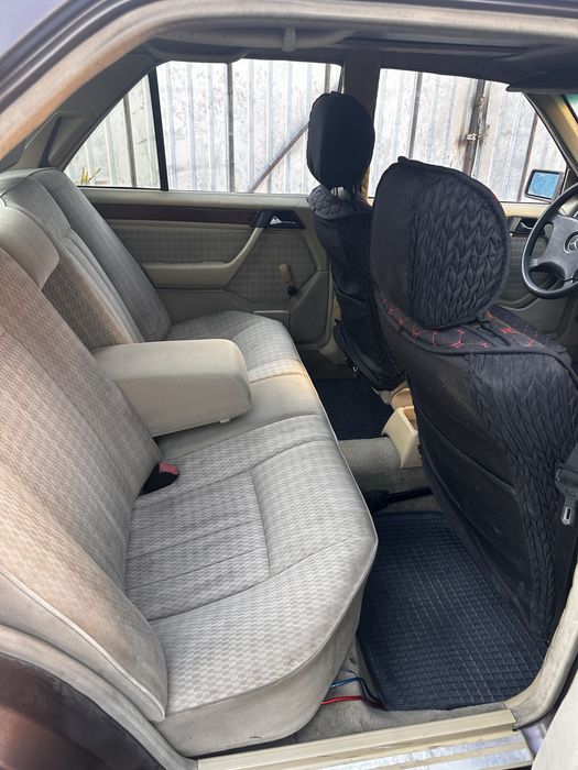 Мерседес 124 продам срочно