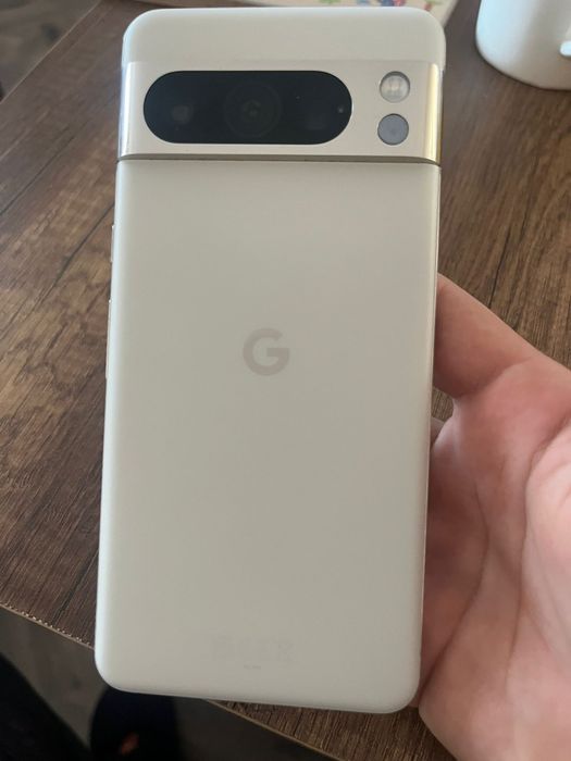 Google Pixel 8 Pro