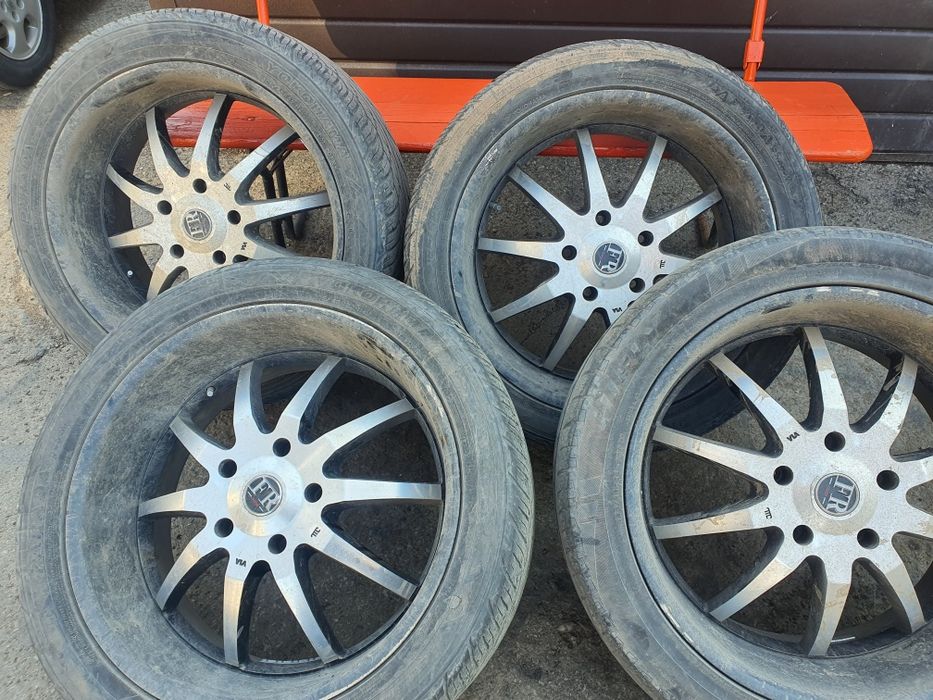 Диски легкосплавные 22 ой диаметр.