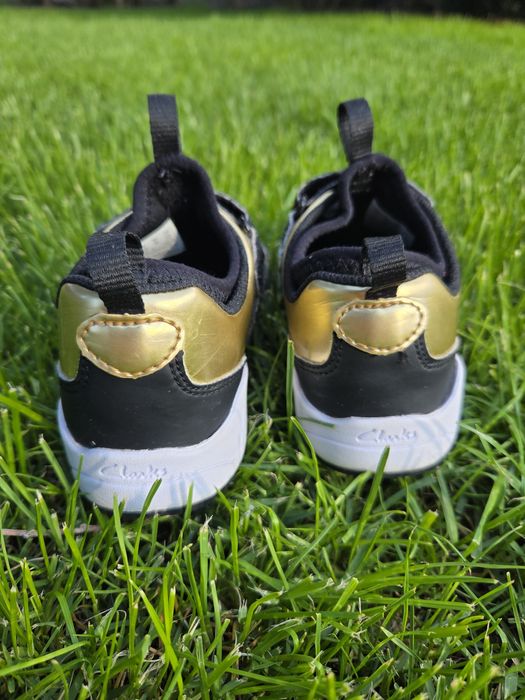 Кросовки Clarks для девочки