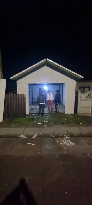 Vând, construim case modulare