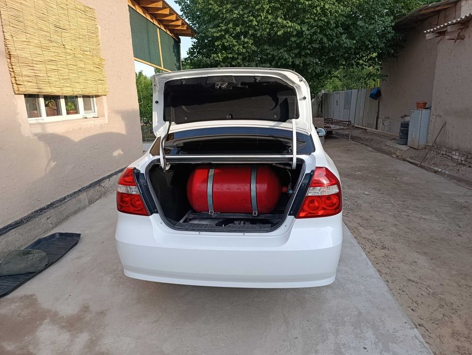 Nexi 3 2020 yil toza moshina