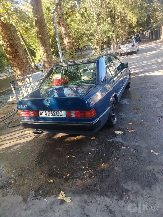 Продам мерседес w190