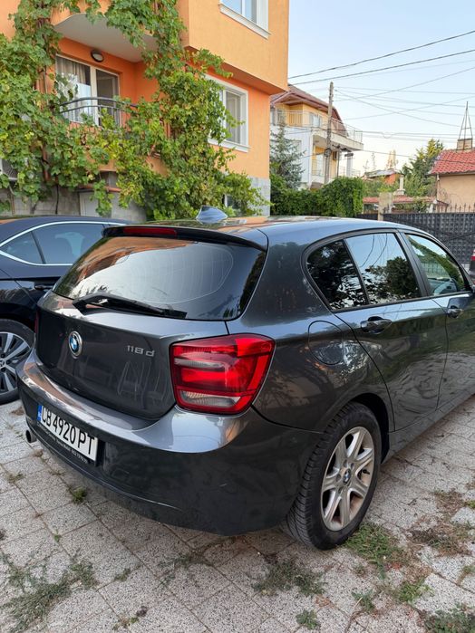Продавам BMW 118d