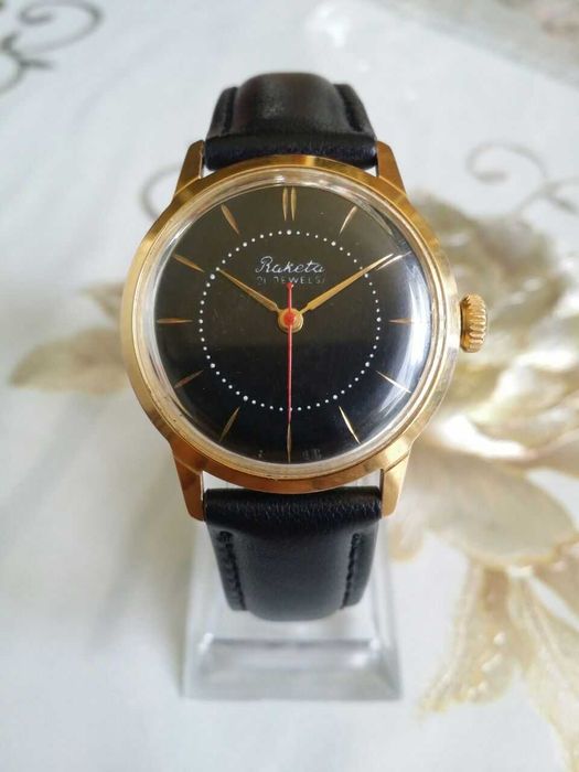 Редкие часы Ракета-21камень Ау12,5