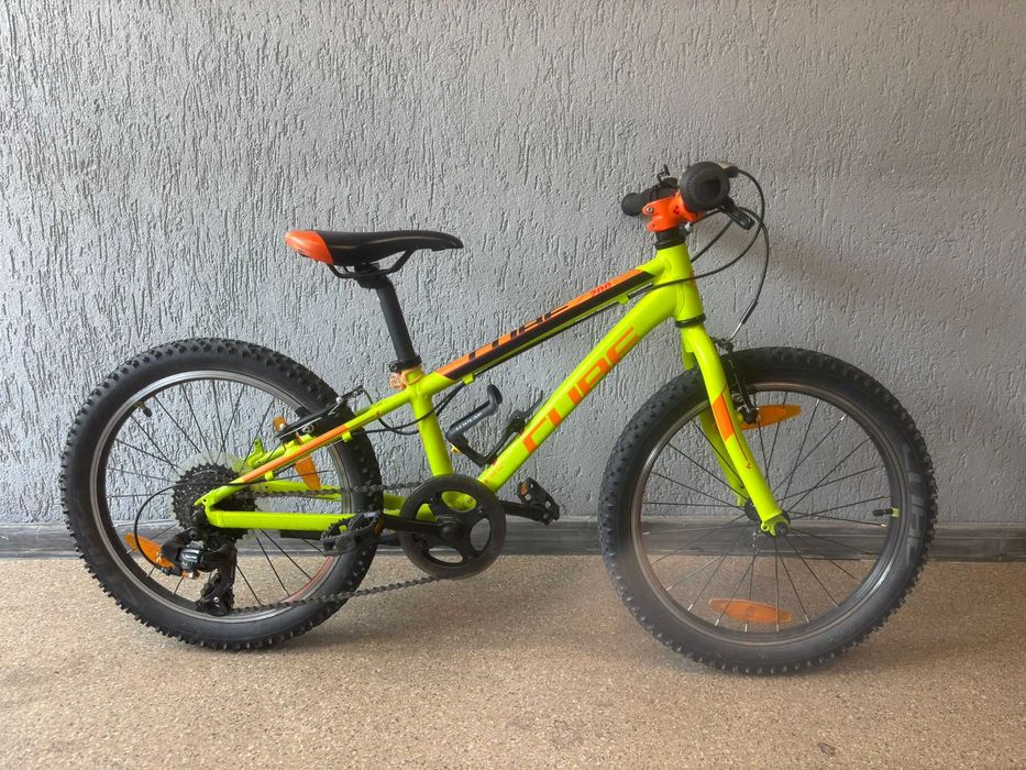 Se vinde bicicleta pentru copii CUBE Acid 200