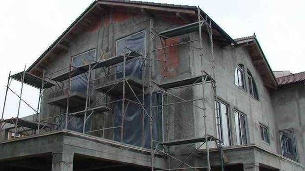 Finisaje, interioare, exterioare.