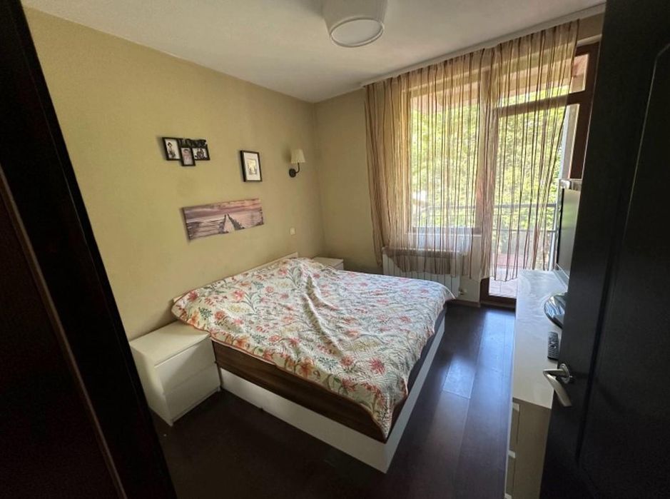 Дава се под наем Тристаен апартамент в София, Бояна - 101 кв.м за 1299 € - Снимка #3