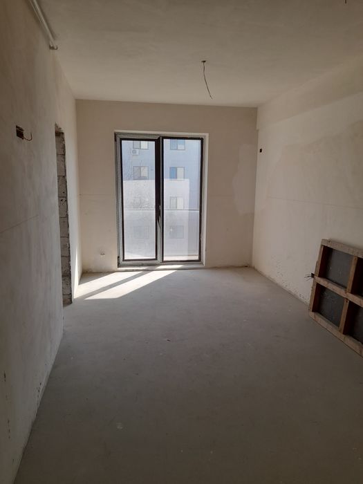 Garsoniera cu loc de parcare - Zona Compozitori