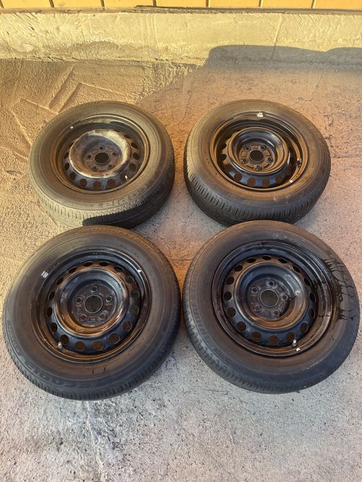 Комплект летних шин с дисками