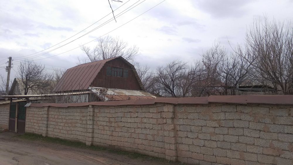 СРОЧНО продается дача в Кибрайском районе. ДАЧА сотилади.