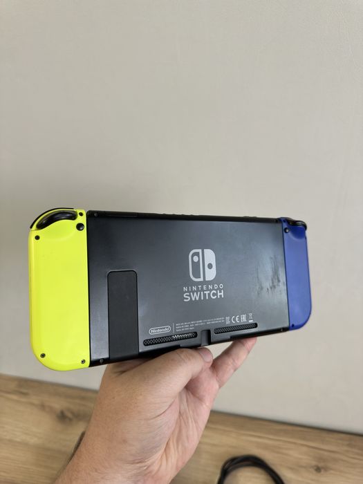 Продам прошитую Nintendo Switch 128gb 19 игр | Нинтендо Свитч