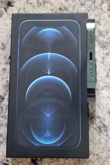 iPhone 12 PRO 256GB + Accesorii
