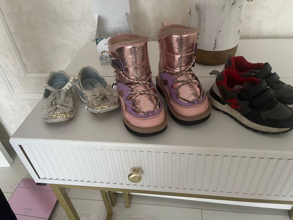 Обувь для девочки за вае 2000