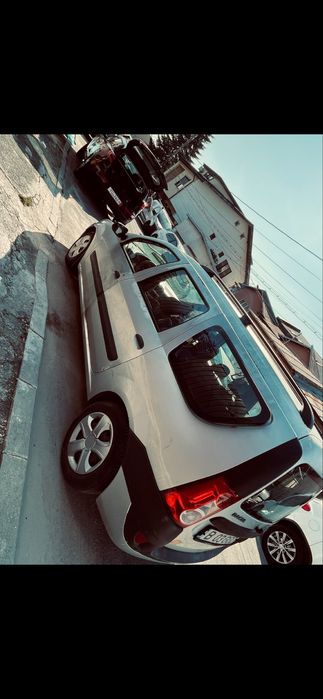 Vand Logan Fara talon/piese!