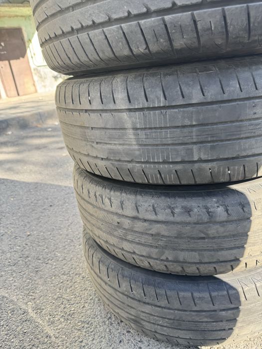 Продам бу шины 215/70/16