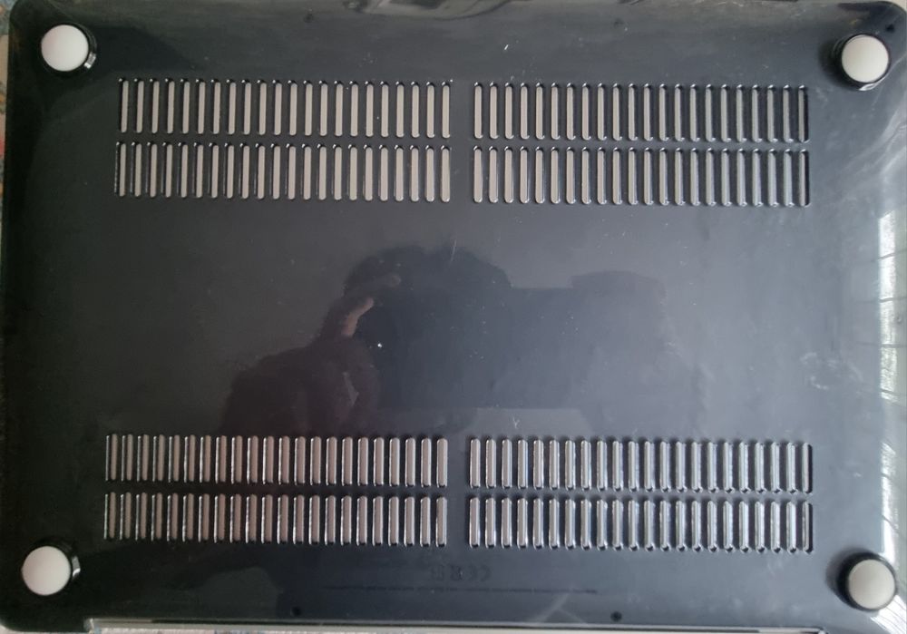 MacBook m1 256 gb 86 akb