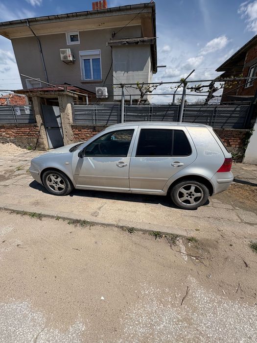 Голф 4 1.9 TDI на части или цяла