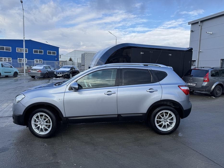 Vând Nissan Qashqai