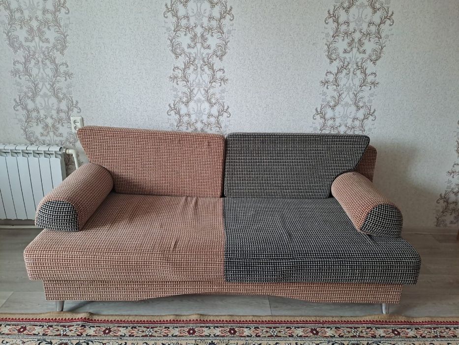 Продам диван в хорошем состоянии