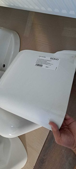 Vand obiecte sanitare nefolosite