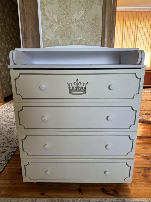 Шкаф для детей и  одежда