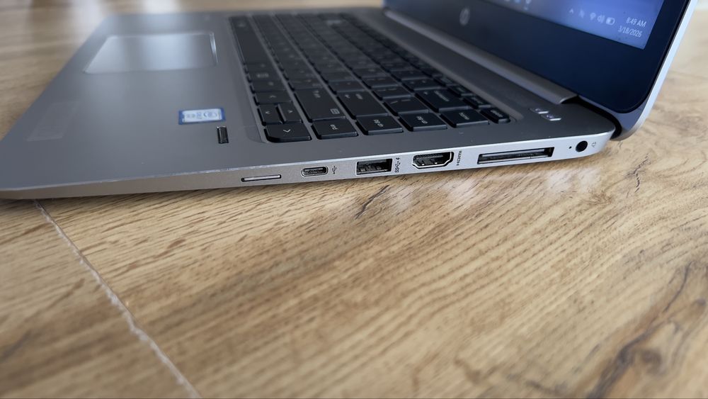 Laptop HP EliteBook Folio 1040 G3, i7, 8GB RAM, SSD 256GB, Full HD