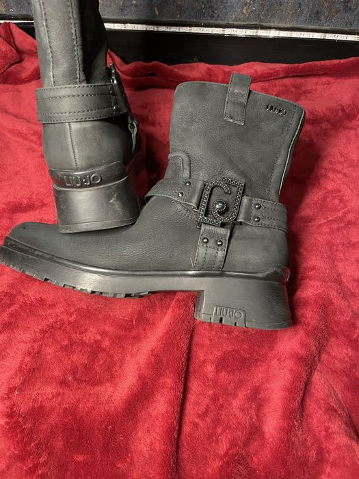 Дамски боти различни модели