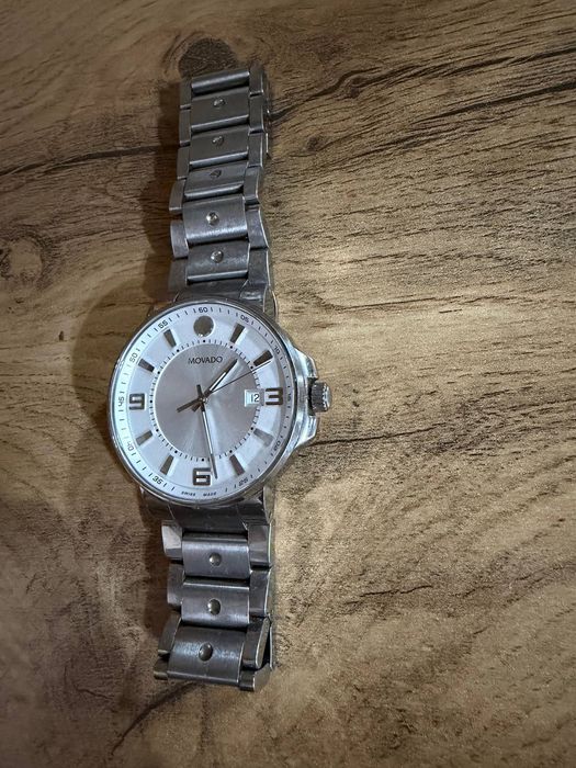 Часы-MOVADO-бу-идиал
