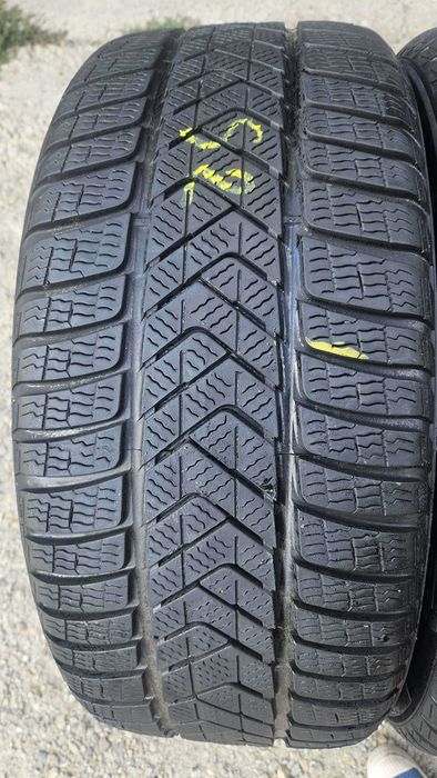 # 235/45 R18 • Iarna • Pirelli Sottozero 3 TO Elect PNCS 98V | 4 buc | DOT 2023 | Pret/buc