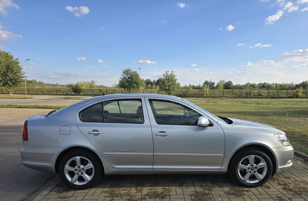 ***   Sköda Octavia  2  Automată   ***