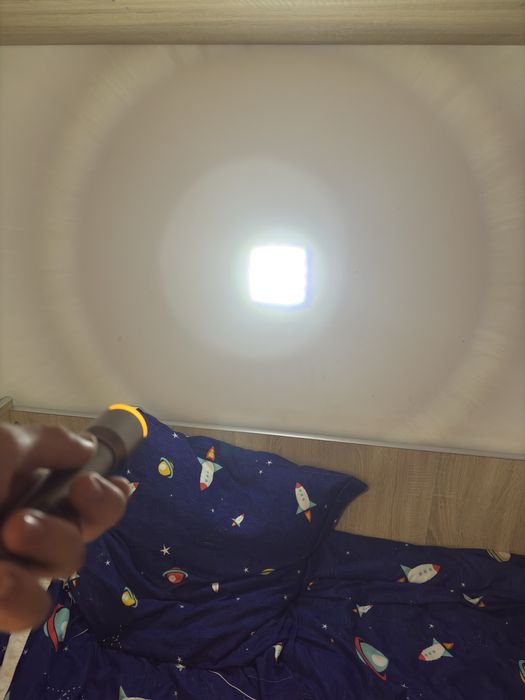 Vand lanterna reincarcabila cu usb