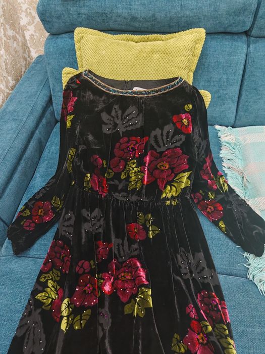 Продам очень красивое платье