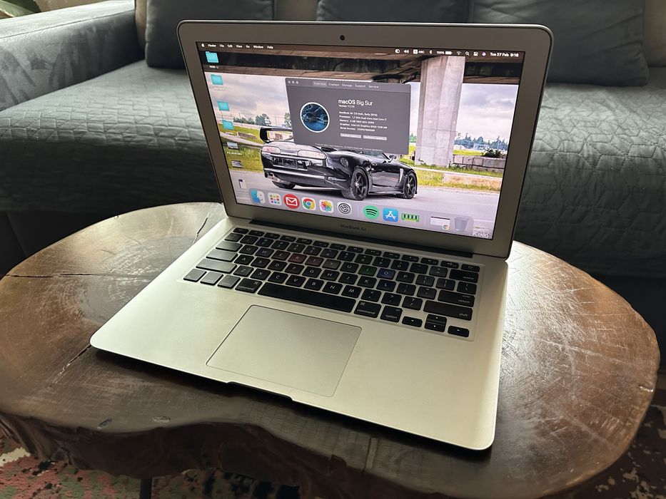 MacBook Air (13-inch,  2014)