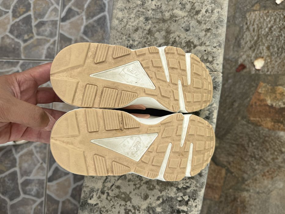Дамски маратонки Nike Air Huarache
