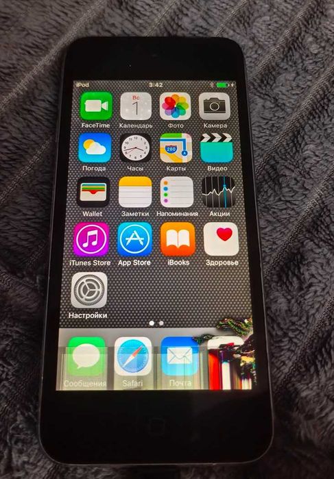 продам Apple ipod touch 5 16Gb(сломан экран)