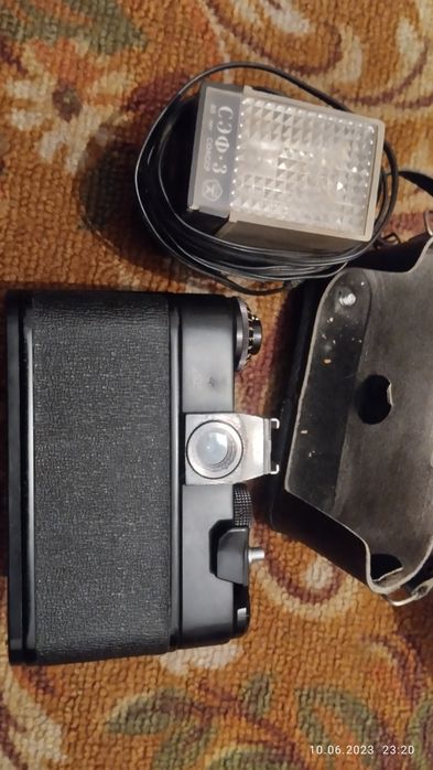 Фотоопарат зенит ЕТ