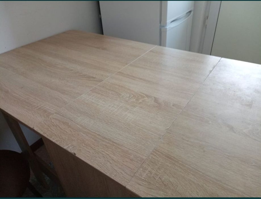 Стол книжка продам