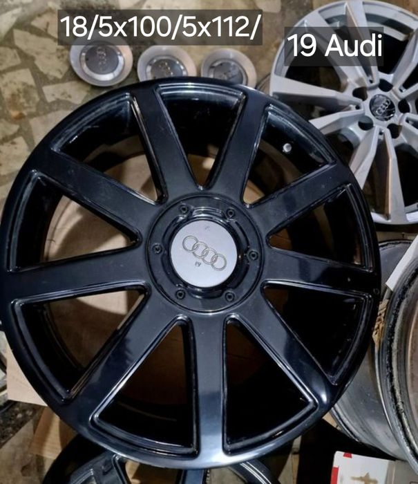 AUDI 18 и 19 цола  5X100 и 5X112 комбинирани 19 цола оригиналниЗамъка