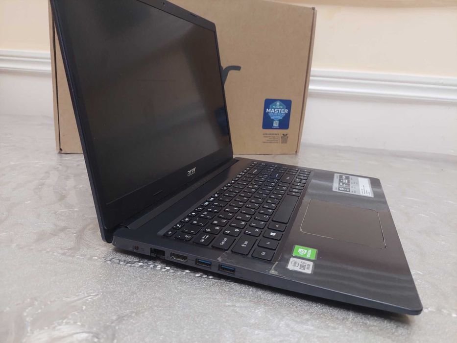 Acer Aspire 3 i7-10 Gen