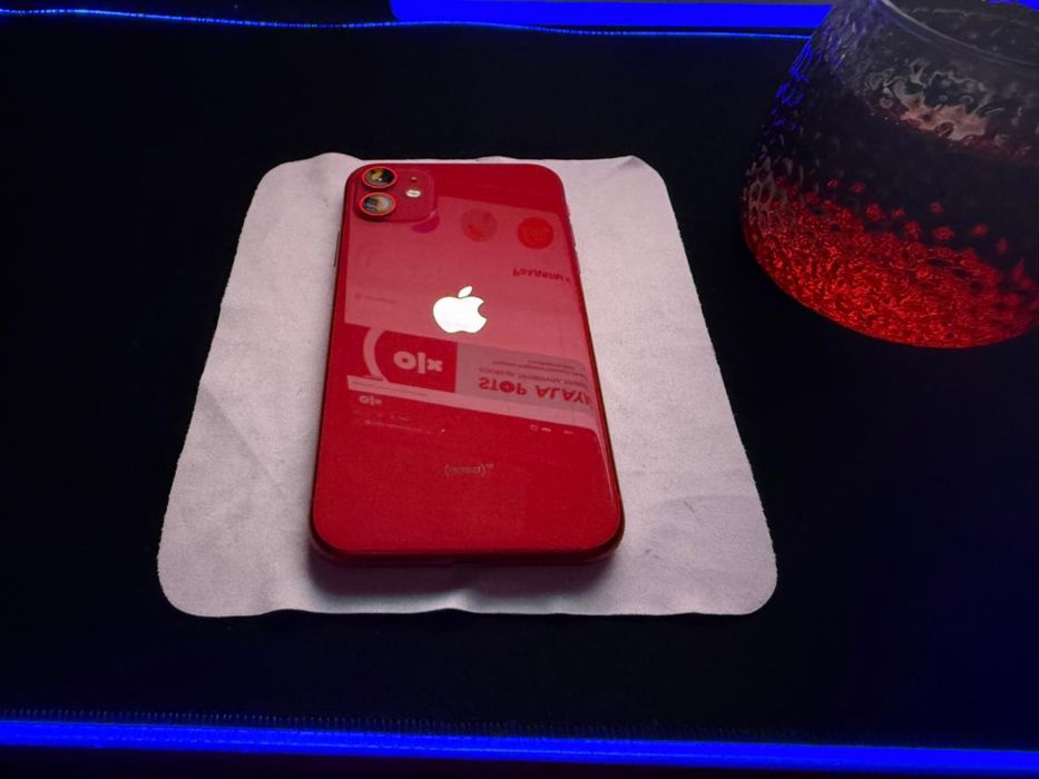 Iphone 11 Red / 128gb / 77%