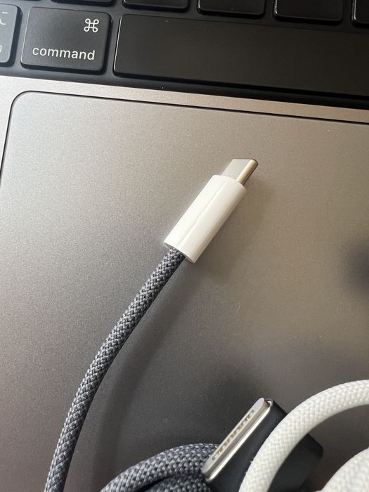 Incarcator apple 140w