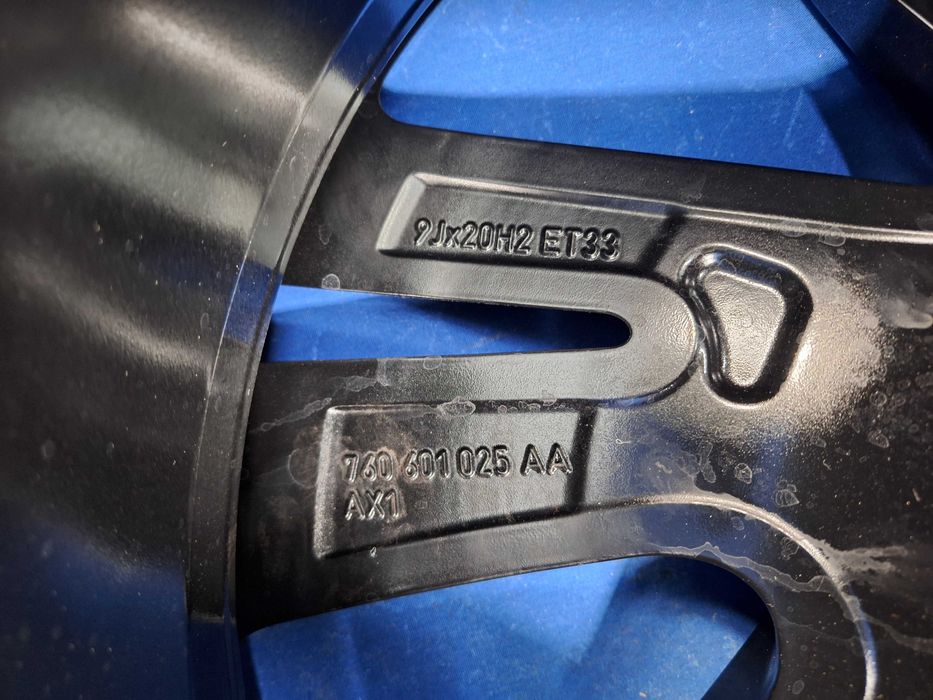 1 Janta Aliaj 5x112 20'' OEM VW Touareg III CR - 9J ET 33 - NOUA !