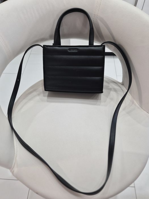 Дамски чанти Calvin Klein