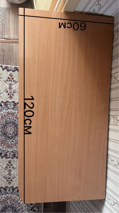 Продам стол 2500