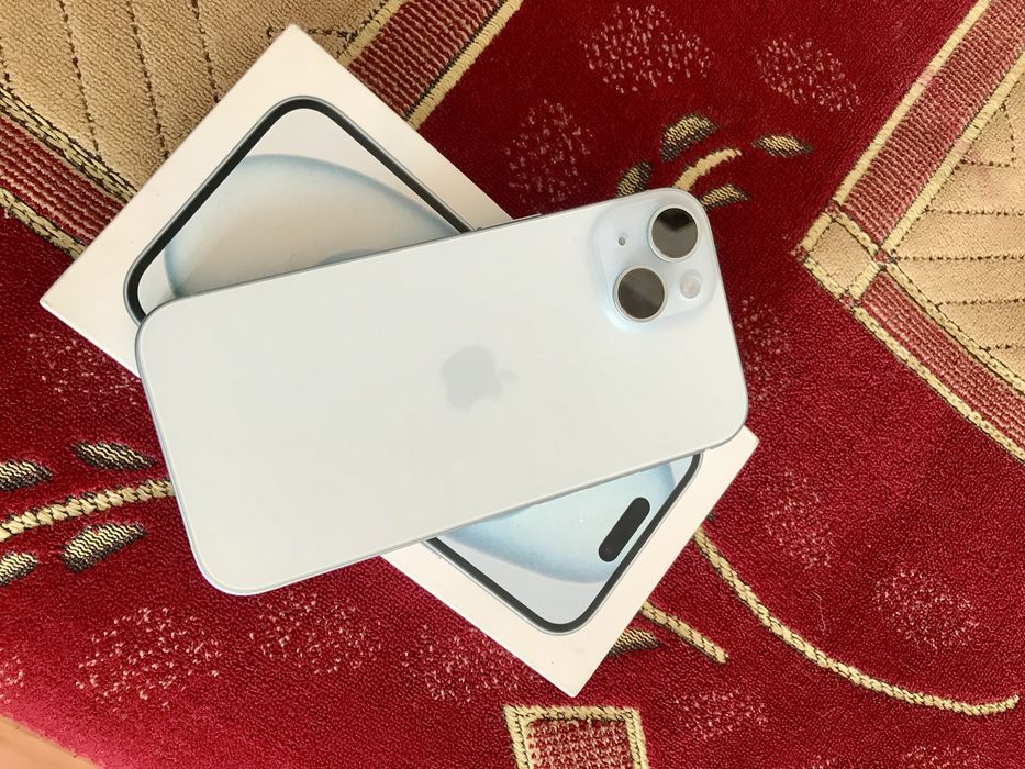 iPhone 15 хорошим состоянии