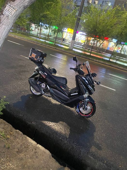 S max Skuter sotiladi.