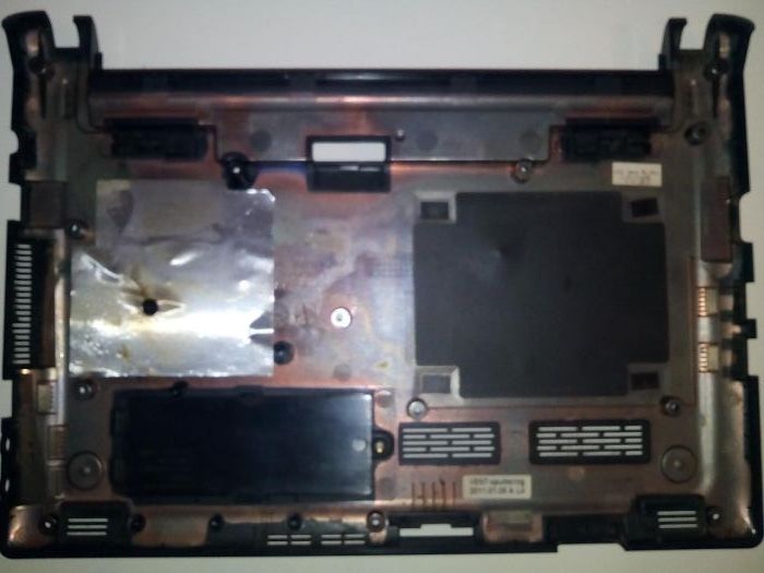 Bottom Samsung N145 Plus